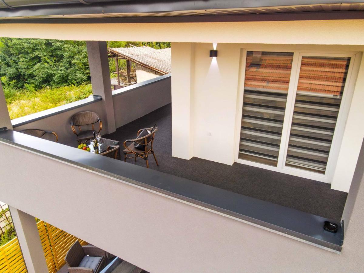 Ammirevole Ravne Apartments Visoko Exterior foto