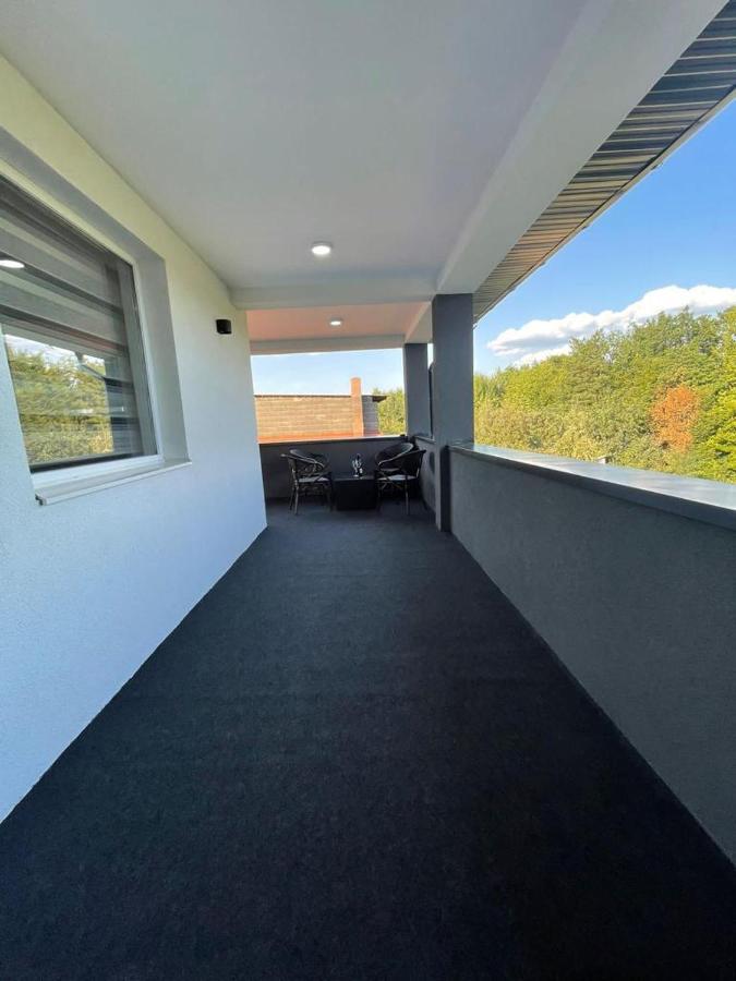 Ammirevole Ravne Apartments Visoko Exterior foto